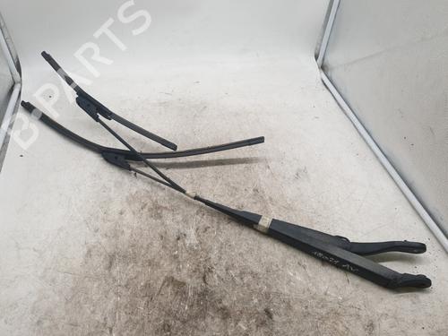 Used Front windshield wiper arm Front windshield wiper arm RENAULT CLIO II (BB_, CB_) [1998-2016] 30599268 30599268