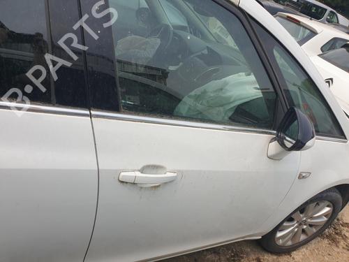 Right front door OPEL ZAFIRA TOURER C (P12) 1.6 CDTI (75) | BP29493643C3 