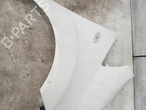 Used Right front fenders Right front fenders NISSAN NV200 Van e-NV (ME0N) (109 hp) 35956723 35956723