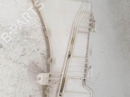 Used Windscreen washer tank Windscreen washer tank CITROËN C5 AIRCROSS (A_) 1.6 Hybrid 225 (A45GFR) (224 hp) 35989668 35989668