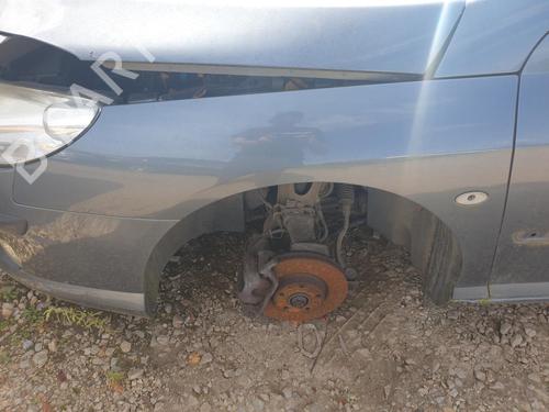 Used Left front fenders PEUGEOT 407 (6D_) 2.0 HDi 135 (6DRHRH, 6DRHRE, 6DRHRG, 6DRHRJ) (136 hp) 28570260