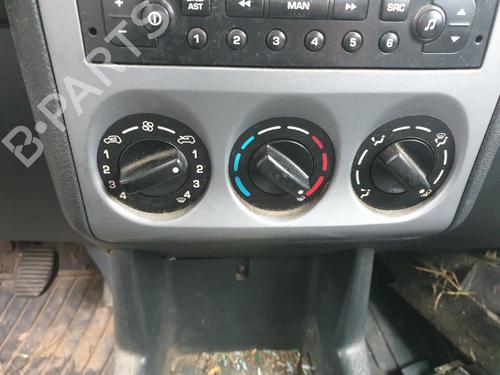 Used Climate control Climate control 32061050 32061050