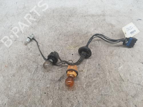 Used Lamp holder CITROËN C4 I (LC_) 1.4 16V (88 hp) 29840005