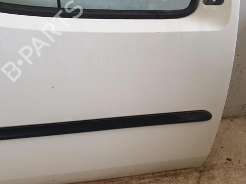 Used Right front door FIAT DOBLO Box Body/MPV (223_) 1.2 (223ZXA1A) (65 hp) 22878019