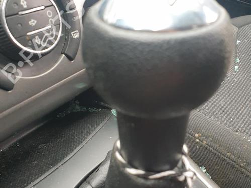 Used Shift knob Shift knob PEUGEOT 308 I (4A_, 4C_) 1.6 HDi (109 hp) 32863759 32863759