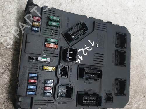 fuse-box-peugeot-206-cc-2d-2000-2001-2002-2003-2004-2005-2006-2007-2008-29840034 main image