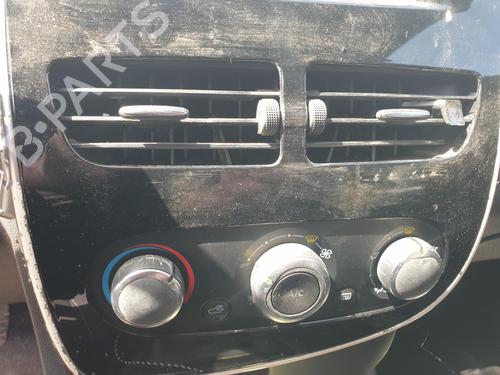 Used Climate control RENAULT CLIO IV (BH_) 0.9 TCe 90 (BHNF, BHMA, BHMH, BHJK, BHJR) (90 hp) 28684863