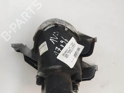 Used Right front fog light Right front fog light PEUGEOT 206 SW (2E/K) 1.4 HDi (68 hp) 27382229 27382229