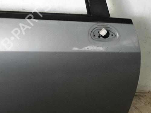 Used Right front door FIAT GRANDE PUNTO (199_) 1.3 D Multijet (75 hp) 22884323