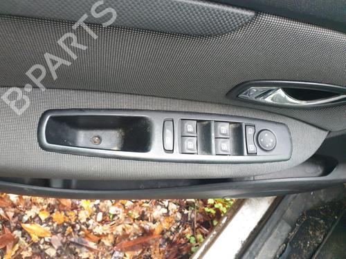 Used Left front window switch Left front window switch RENAULT SCÉNIC III (JZ0/1_) 1.6 dCi (JZ00, JZ12) (130 hp) 30180813 30180813