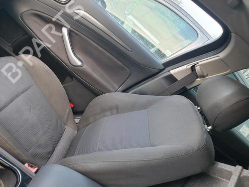 Used Right front seat FORD MONDEO IV Turnier (BA7) 2.0 TDCi (140 hp) 32316981