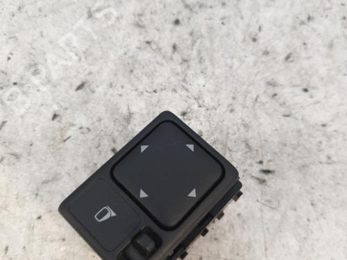 Used Mirror switch NISSAN MICRA III (K12) 1.2 16V (80 hp) 25843415