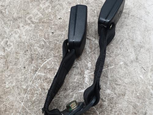 Used Seat buckle DACIA LOGAN (LS_) 1.6 (LS0B, LS0D, LS0F, LS0H) (87 hp) 32298943