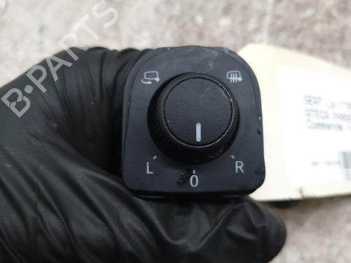 mirror-switch-seat-ateca-kh7-khp-2016-31042204 main image