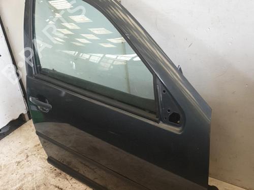 Right front door VW BORA Variant (1J6) 1.9 TDI 1J4831056H