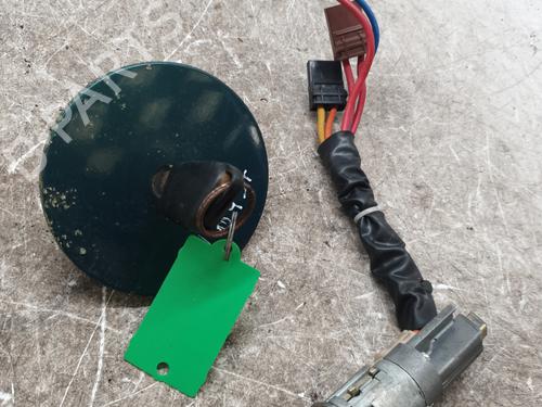 Used Ignition barrel Ignition barrel PEUGEOT 106 II (1A_, 1C_) 1.1 i (60 hp) 33890127 33890127