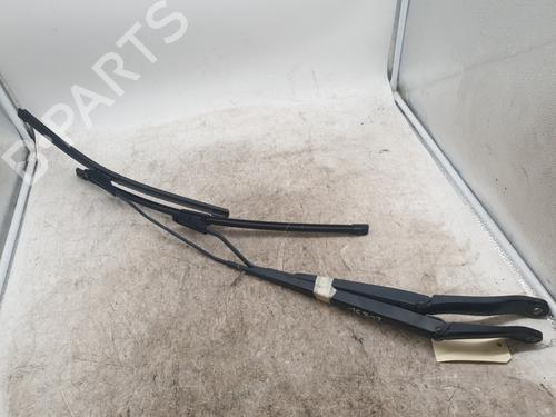 Front windshield wiper arm RENAULT MEGANE IV Hatchback (B9A/M/N_) 1.2 TCe 100 (B9MS) | BP29571502C143