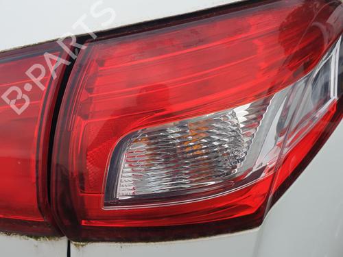 Used Right taillight PEUGEOT 4008 1.8 HDi AWC (150 hp) 31039287