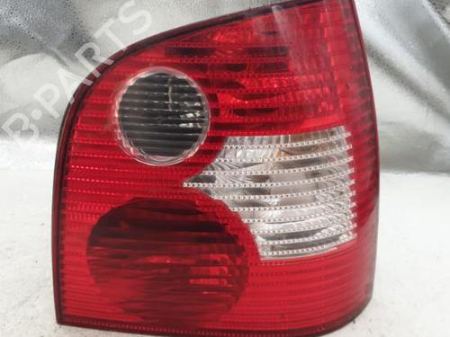 Right taillight VW POLO IV (9N_, 9A_) 1.2 12V | BP22883868C35 