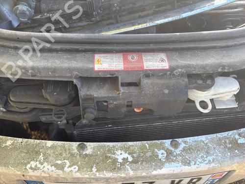 foran-kofangere-audi-a2-8z0-2000-2001-2002-2003-2004-2005-39257299 main image