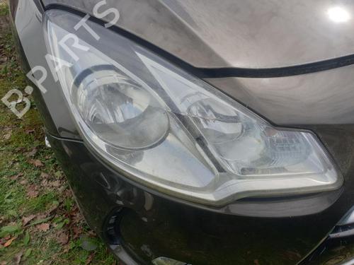 Used Right headlight Right headlight CITROËN DS3 (SA_) 1.6 HDi 90 (92 hp) 33890144 33890144