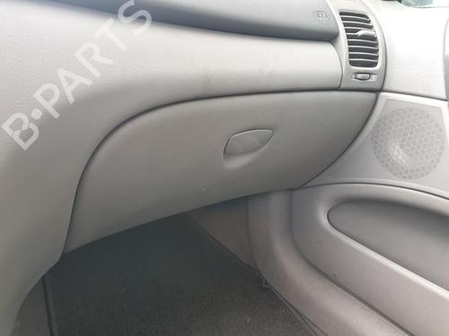 Used Glove box Glove box 39044054 39044054