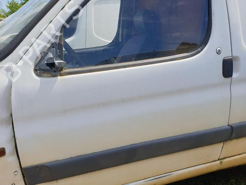 Left front door PEUGEOT PARTNER Box Body/MPV (5_, G_) 1.8 D | BP26006372C2