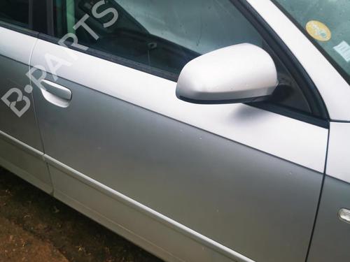Used Right front door AUDI A4 B7 (8EC) 1.9 TDI (116 hp) 22881813