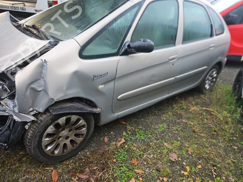 Third brake light CITROËN XSARA PICASSO (N68) 2.0 HDi | BP32219047L11