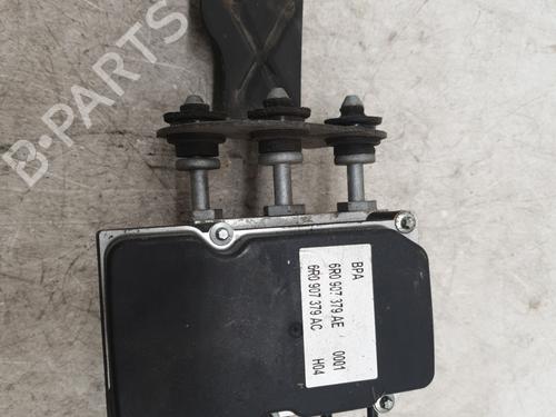 Used ABS pump VW POLO V (6R1, 6C1) 1.2 TDI (75 hp) 31156893