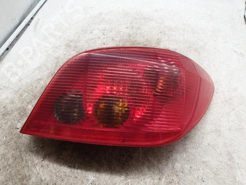 Used Right taillight PEUGEOT 307 (3A/C) 1.4 HDi (68 hp) 31094783