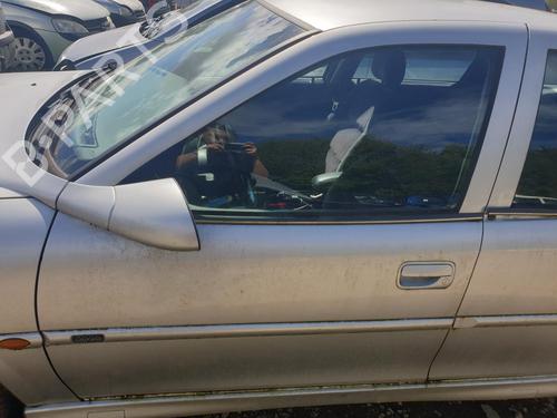left-front-door-opel-vectra-b-hatchback-j96-1995-1996-1997-1998-1999-2000-2001-2002-2003-28415845 main image