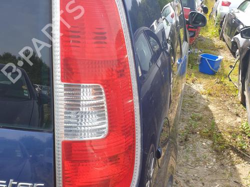 Right taillight SKODA ROOMSTER (5J7) 1.4 TDI | BP26584068C35 