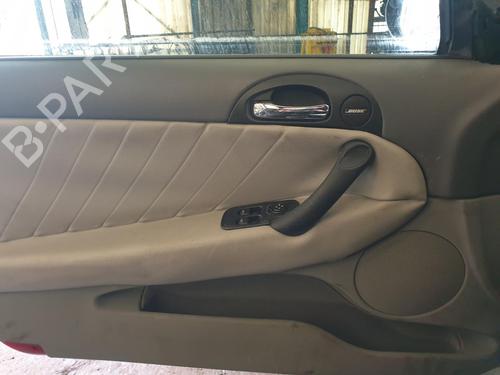 Venstre fortil lås ALFA ROMEO GT (937_) 1.9 JTD (937CXN1B) (150 hp) 31909677