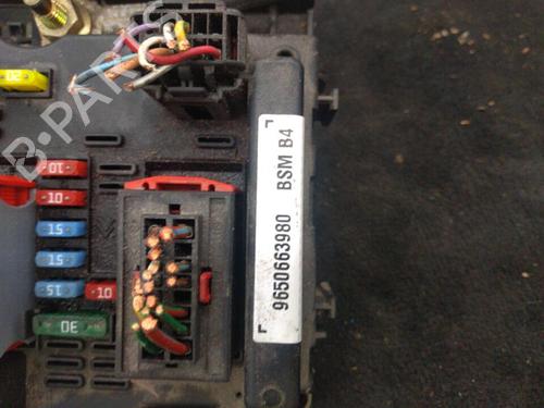 Used Fuse box Fuse box PEUGEOT 307 (3A/C) 2.0 16V (136 hp) 22872240 22872240