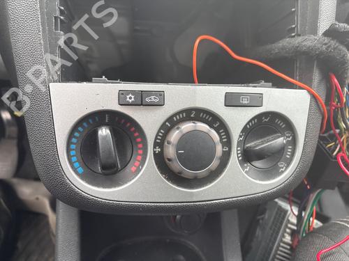 climate-control-opel-corsa-d-s07-2006-2007-2008-2009-2010-2011-2012-2013-2014-2015-39934250 main image