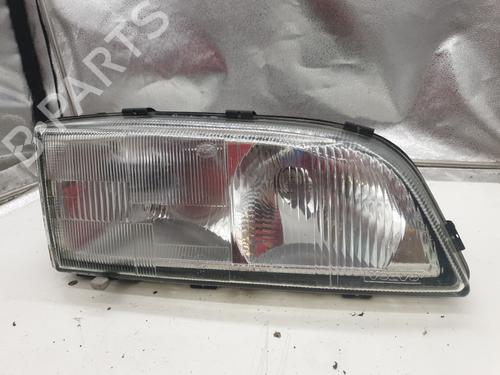 Right headlight VOLVO V70 I (875, 876) 2.5 TDI | BP30618842C29 