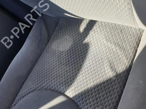 Siège avant droit Siège avant droit CITROËN JUMPY II (VF7) 2.0 HDi 140 (136 hp) 33804680 33804680