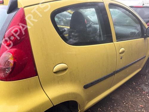 Used Right rear door Right rear door 39561735 39561735
