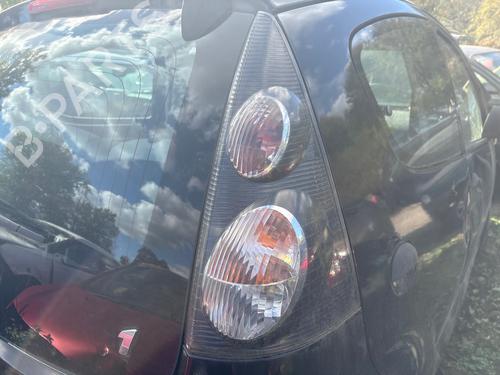 Højre baglygte Højre baglygte CITROËN C1 (PM_, PN_) 1.0 (68 hp) 39761382 39761382
