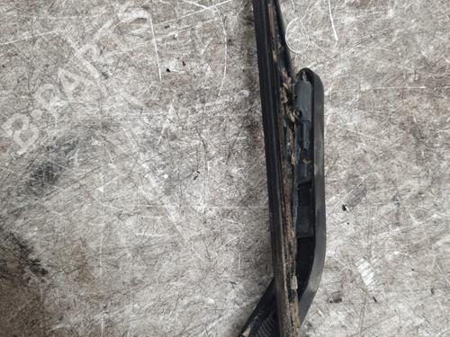 Used Front windshield wiper arm VOLVO V40 Estate (645) 1.9 DI (95 hp) 29239705
