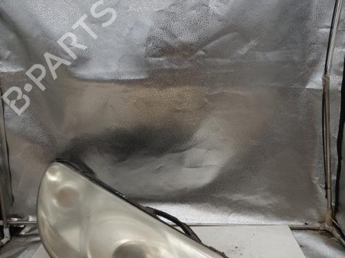 Used Right headlight Right headlight PEUGEOT 407 (6D_) 2.0 HDi 135 (6DRHRH, 6DRHRE, 6DRHRG, 6DRHRJ) (136 hp) 22866919 22866919
