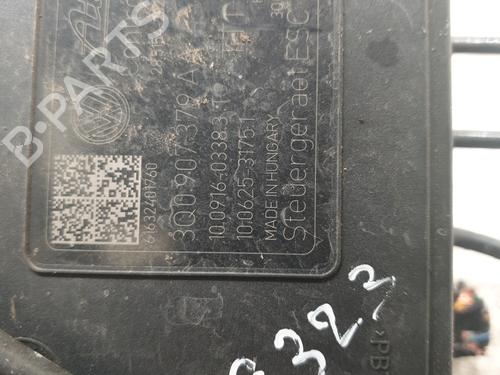 Used ABS pump ABS pump VW GOLF VII (5G1, BQ1, BE1, BE2) 2.0 TDI (150 hp) 29855481 29855481