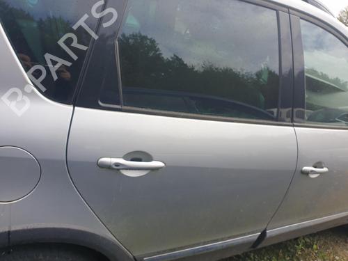 Used Right rear door RENAULT SCÉNIC III (JZ0/1_) 1.5 dCi (110 hp) 28681513