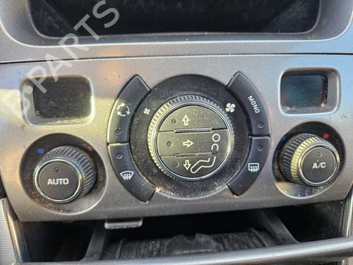 Used Climate control PEUGEOT 308 SW I (4E_, 4H_) 1.6 HDi (109 hp) 30519518