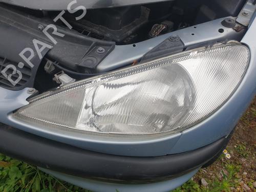 Used Left headlight PEUGEOT 206 Hatchback (2A/C) 1.4 i (75 hp) 27585180