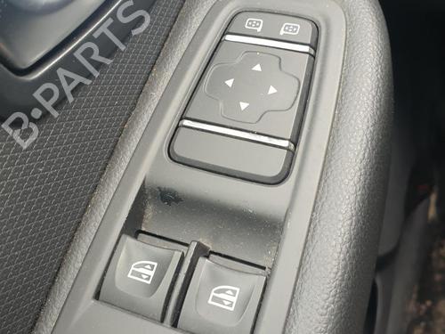 Used Left front window switch Left front window switch RENAULT CLIO IV (BH_) 1.5 dCi 90 (90 hp) 28429424 28429424