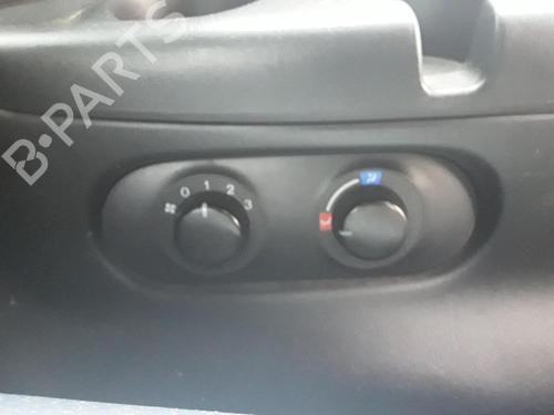 Climate control MAZDA MPV II (LW) 2.0 DI | BP22882837I5 - Image 2