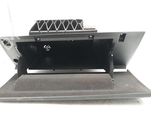 Used Glove box Glove box BMW X2 (F39) sDrive 18 d (150 hp) 22877609 22877609