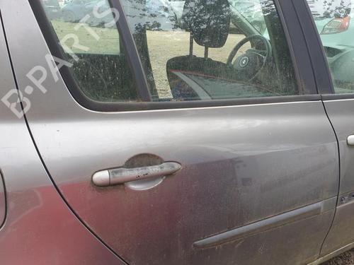 Used Right rear door RENAULT CLIO III (BR0/1, CR0/1) 1.5 dCi (C/BR0G, C/BR1G) (68 hp) 26936819